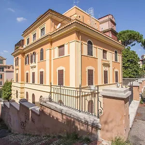 Vatican Palace Apartment Rome